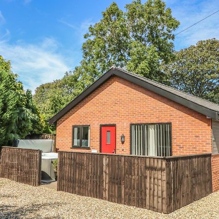 Cedar Cottage, Poulton-Le-Fylde Exterior foto